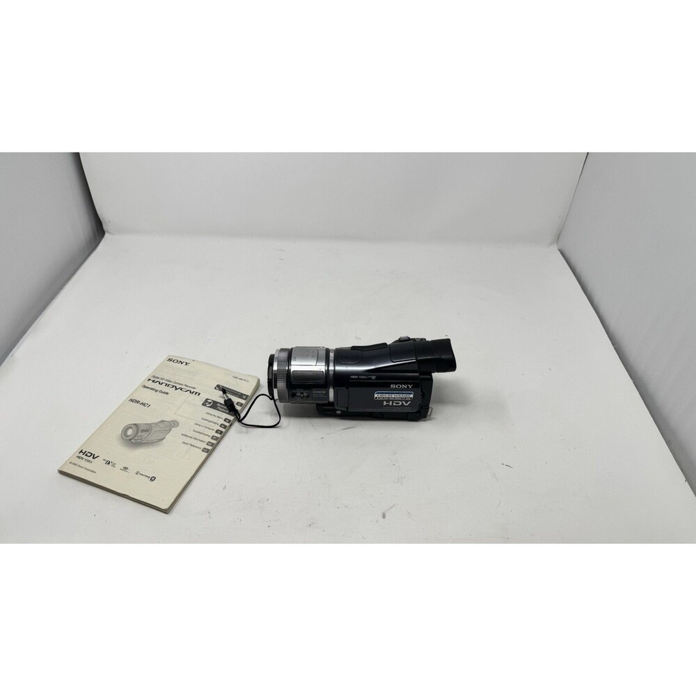 SONY HDR-HC1 1080i Mini DV Handycam HD Camcorder Swiss Vario-Sonnar Lens (P/R)